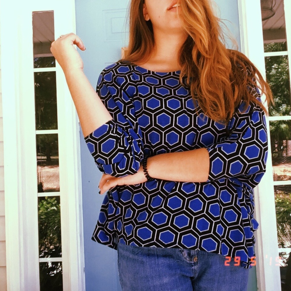 Blue & Black Pattern Blouse - Picture 2 of 4